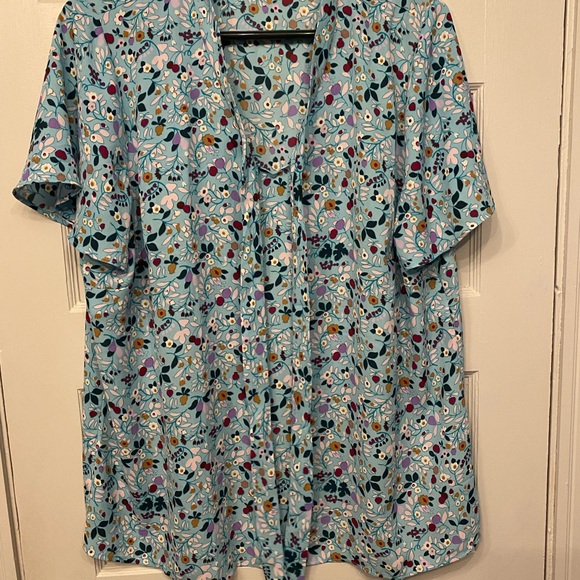 Talbots blouse - Picture 3 of 5
